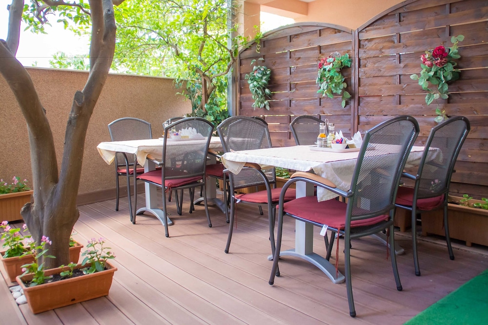 Villa Midea 24/50