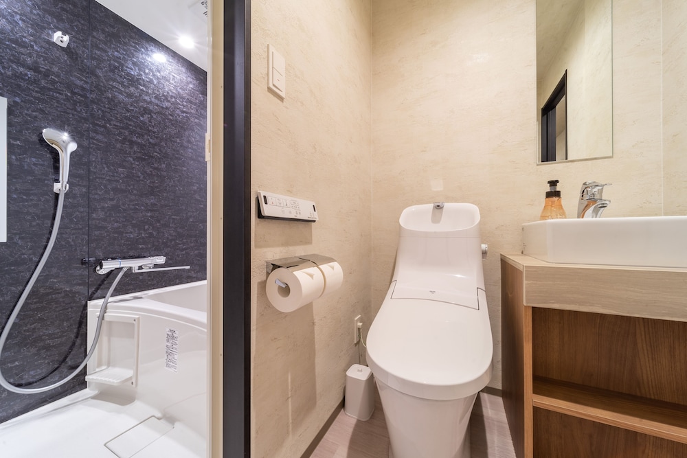 Wellstay Namba 46/50