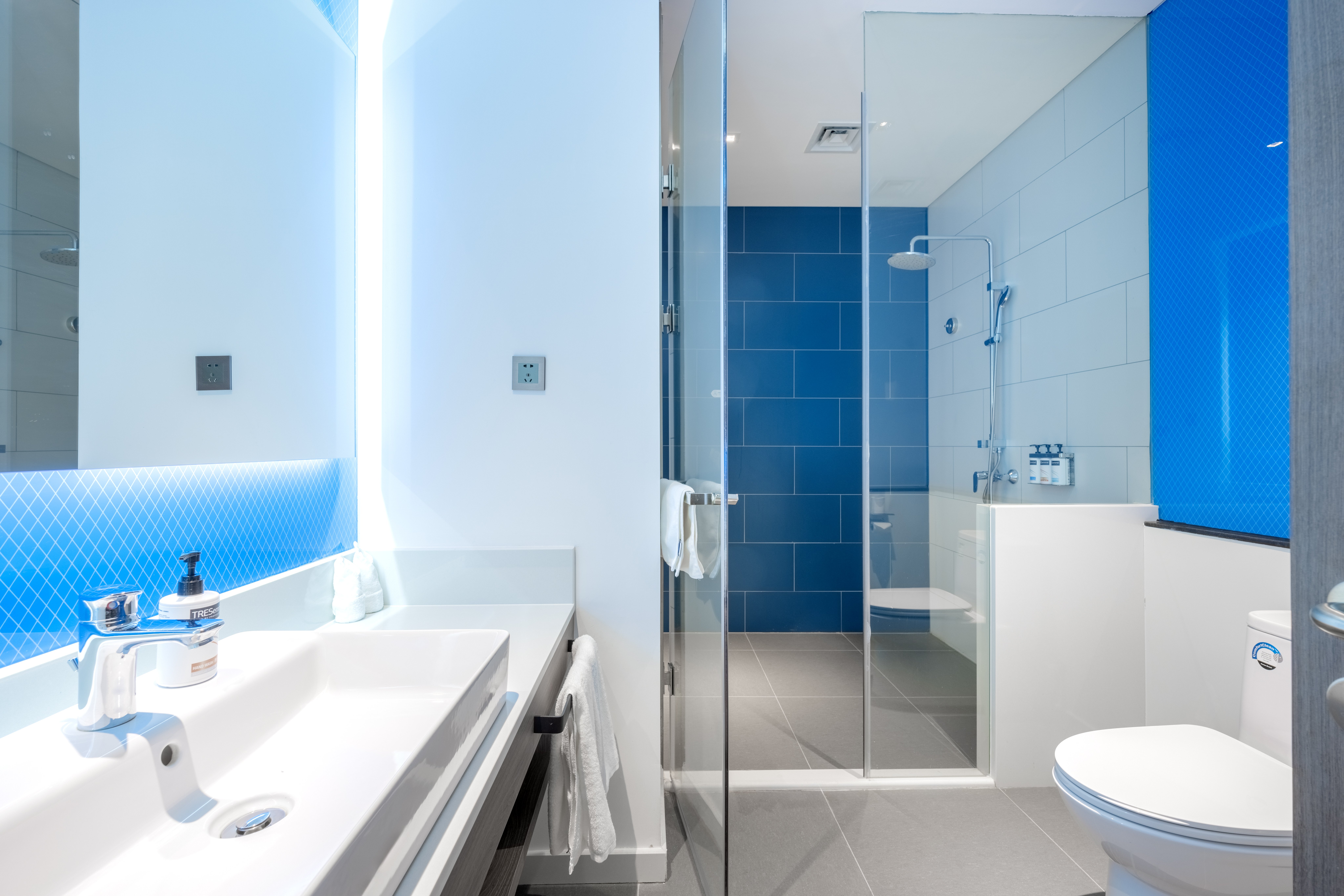Holiday Inn Express Horgos 36/38