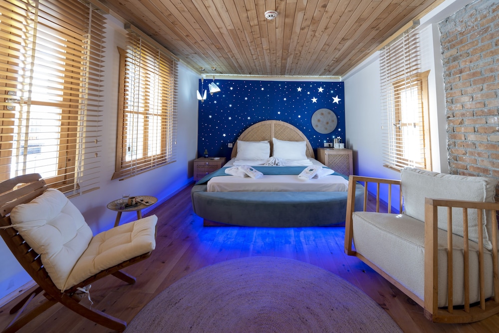 The Little Prince Boutique Hotel 8/48