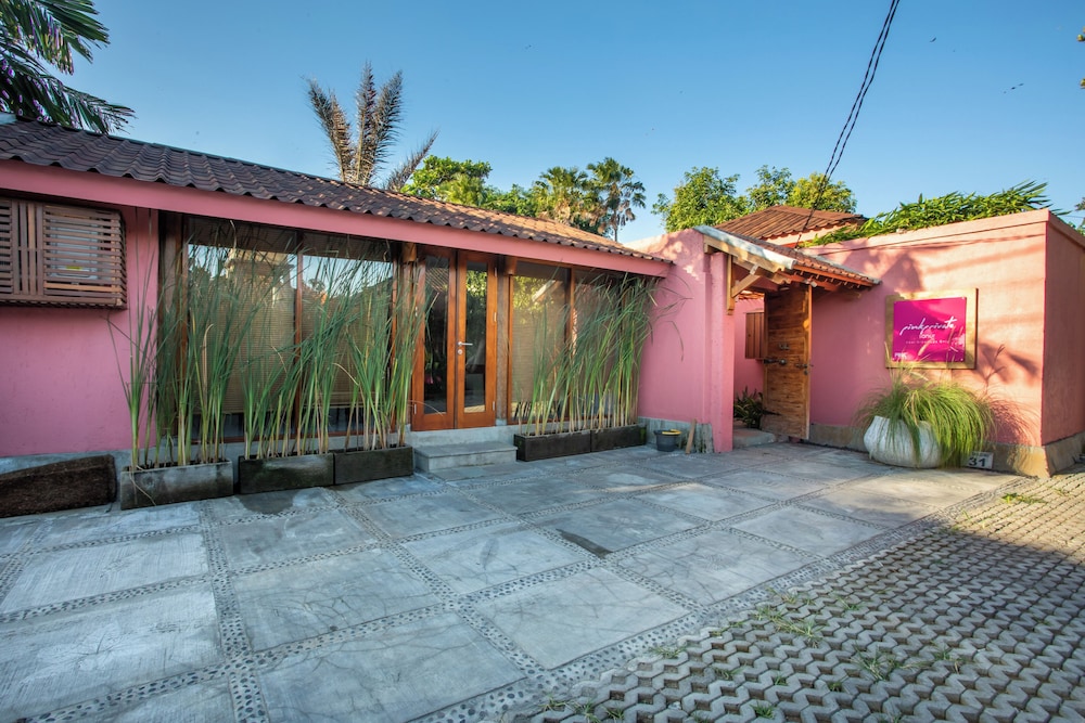 PinkPrivate Sanur - for Cool Adults Only 40/50