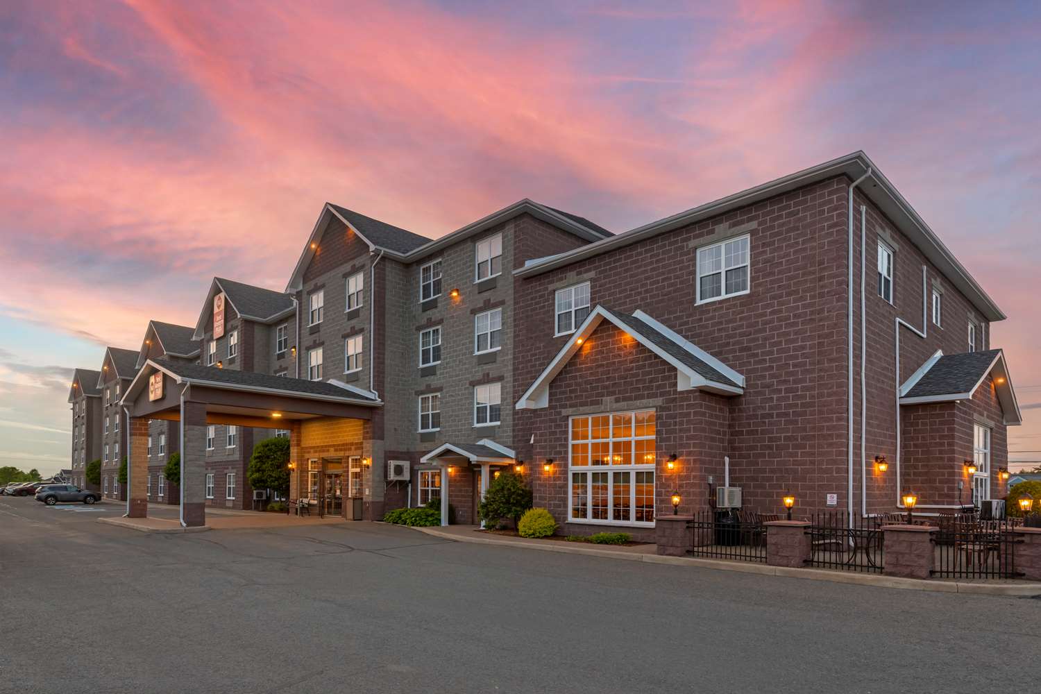 Best Western Plus Fredericton Hotel & Suites 1/29