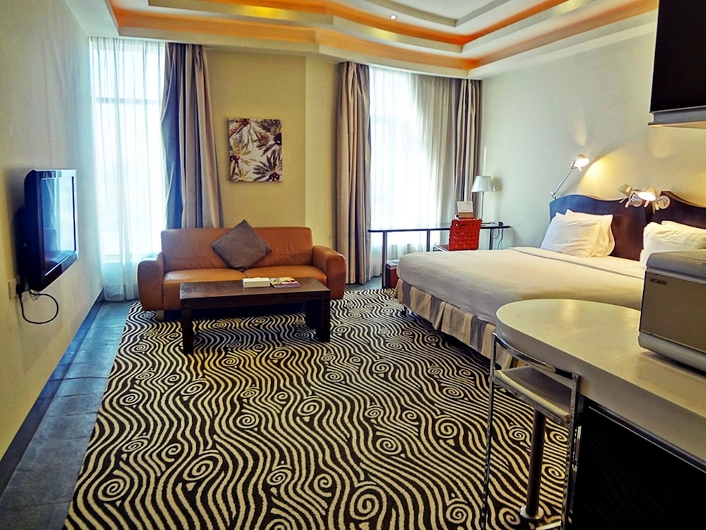 Al Raya Suites Hotel 15/26