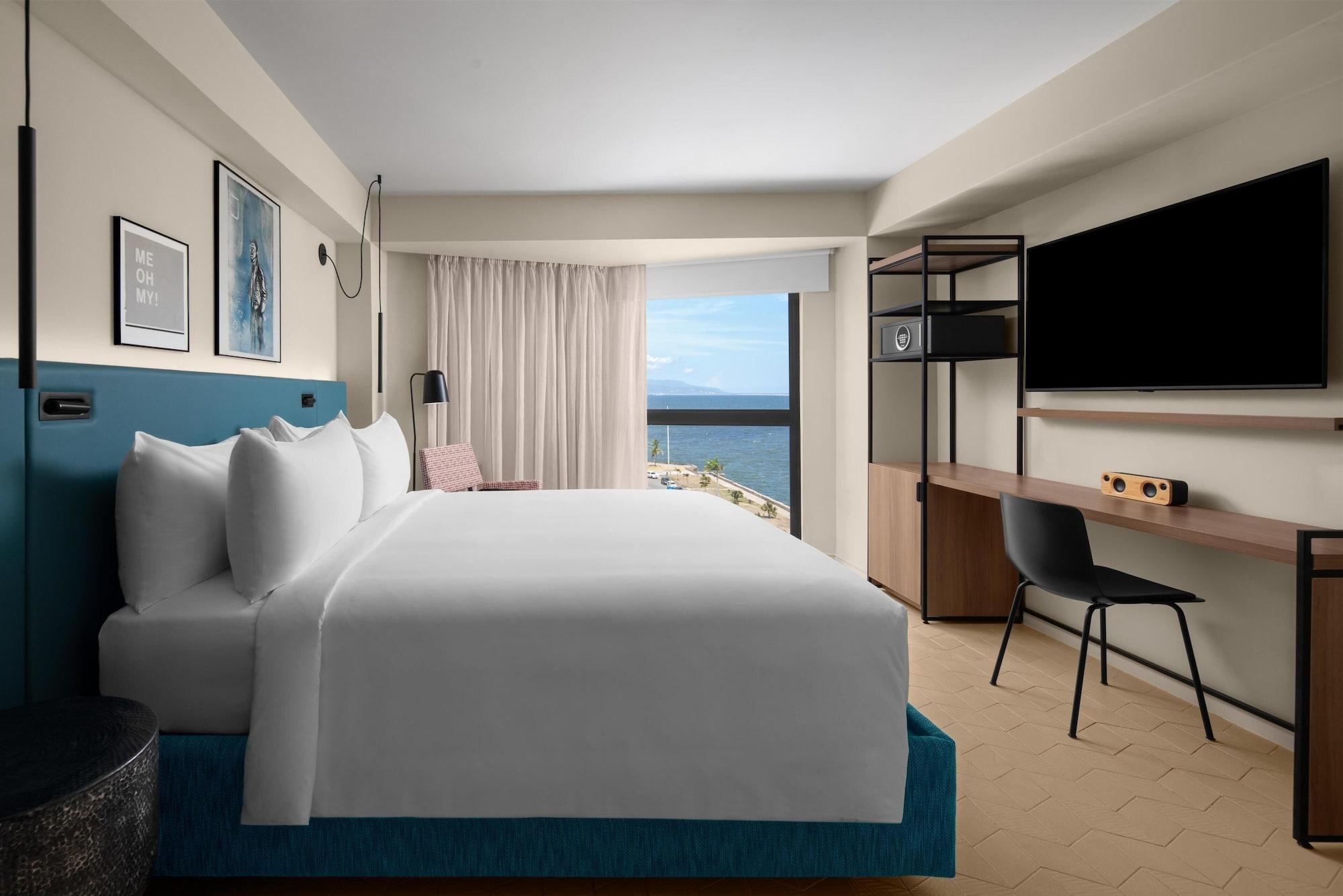 1 Bedroom, Ocean Front, Balcony