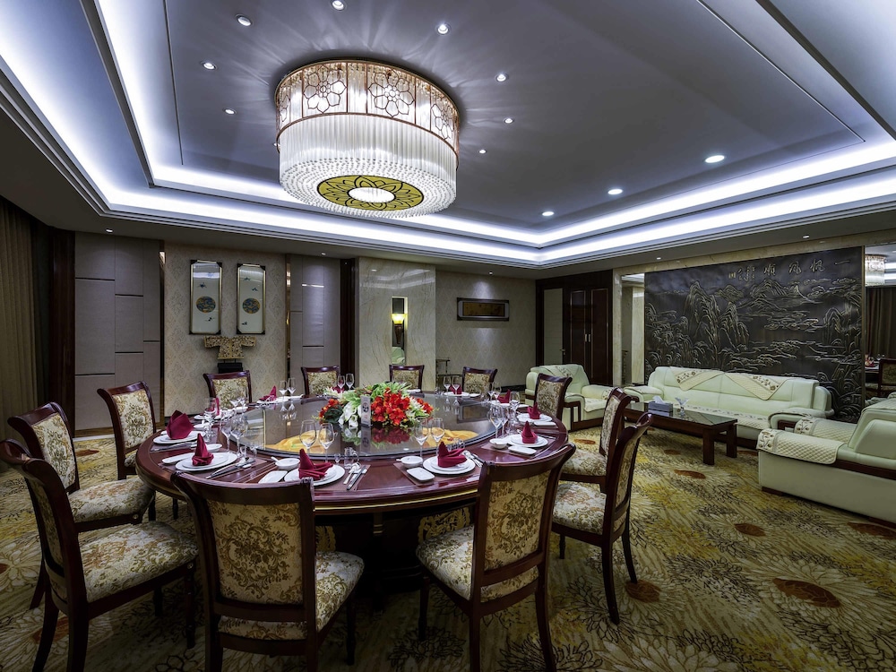 Grand Mercure Wuhan Qiaokou 34/50