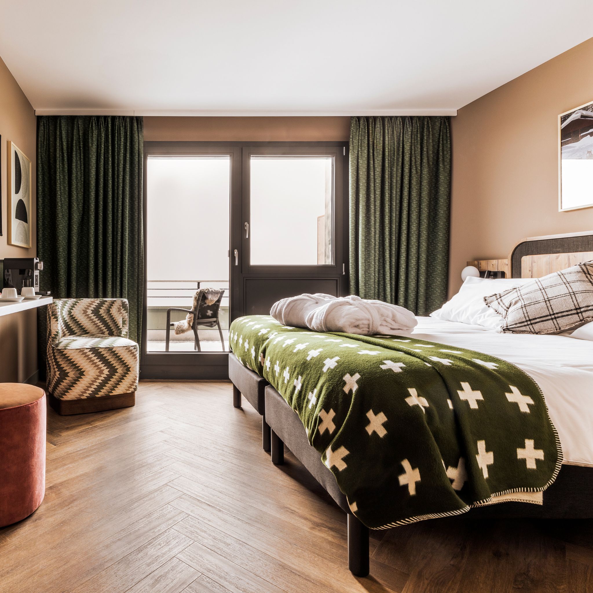 Comfy, Double Bed, Mountain View