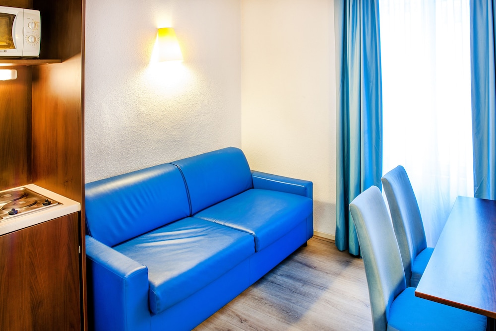 Appart Hotel Saint Jean 29/47
