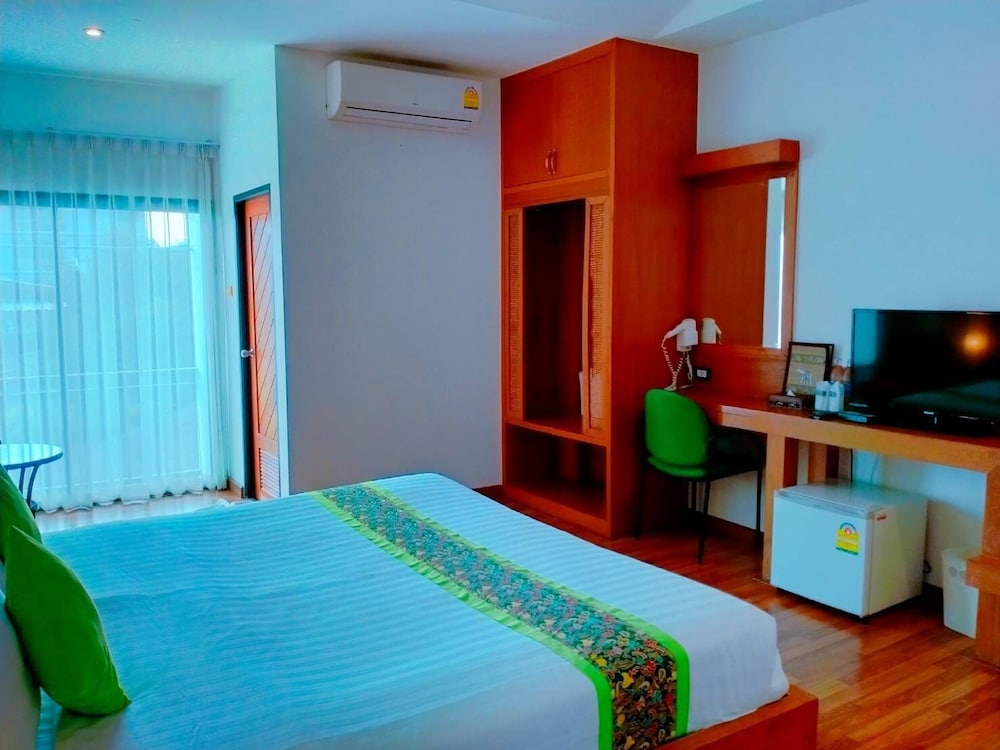 Jingjit Hotel 31/61