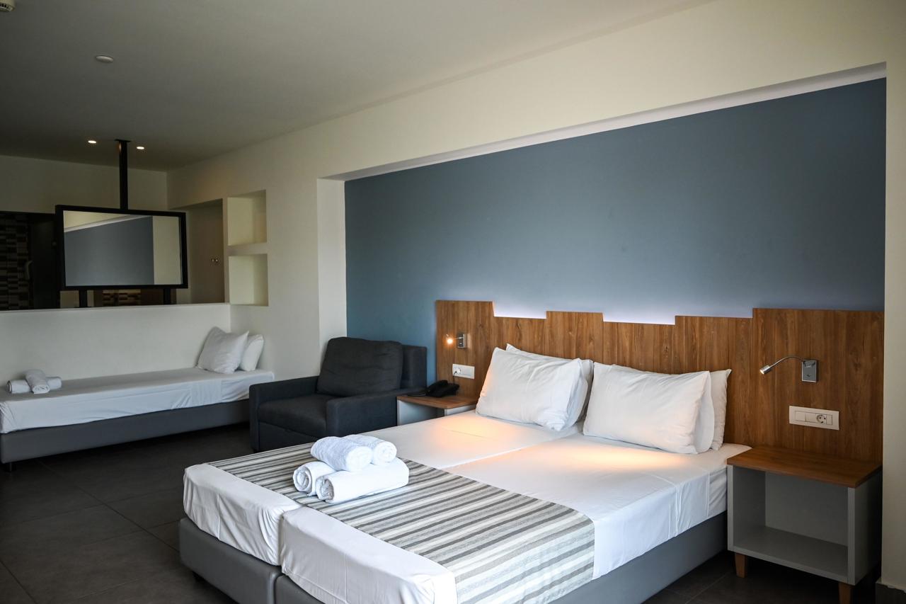 Pollis Hotel 20/31