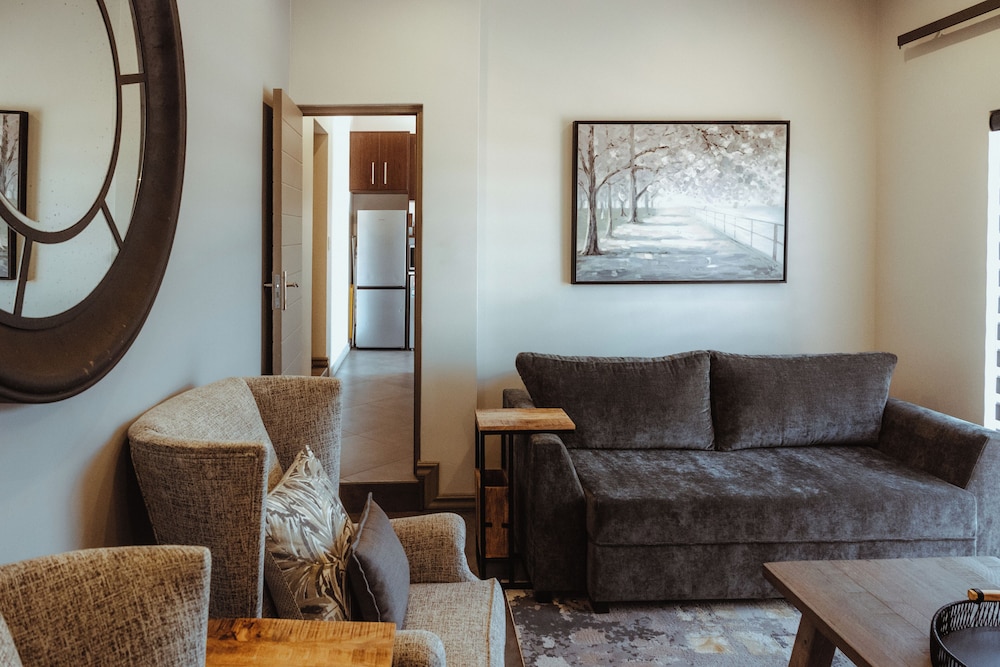 The Feather Hill Boutique Hotel 19/29