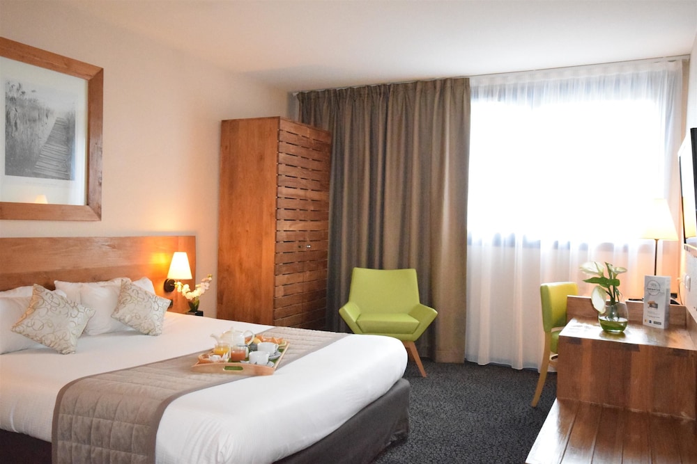 KYRIAD PRESTIGE BORDEAUX OUEST - MERIGNAC 15/60