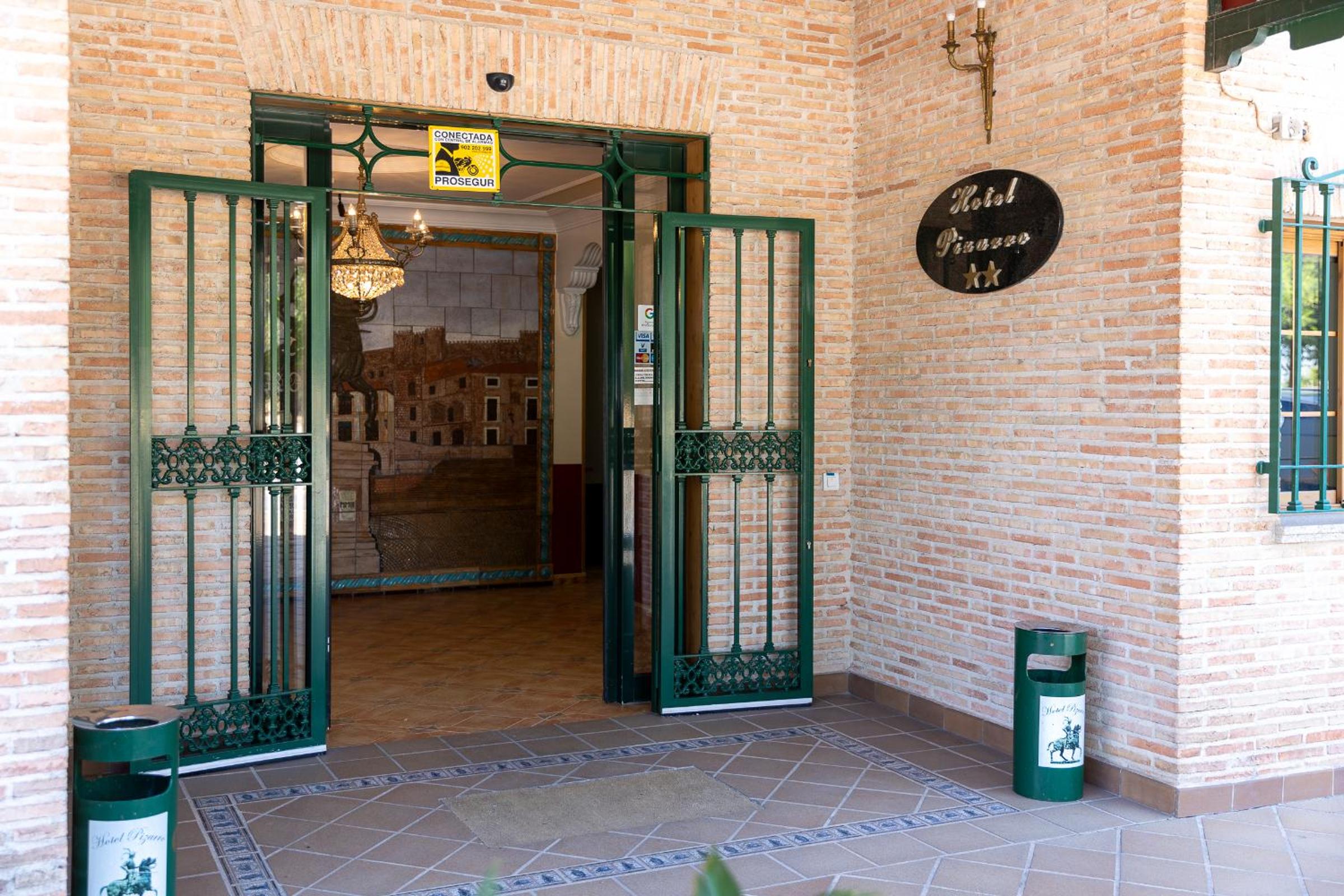 Hotel Pizarro 39/52