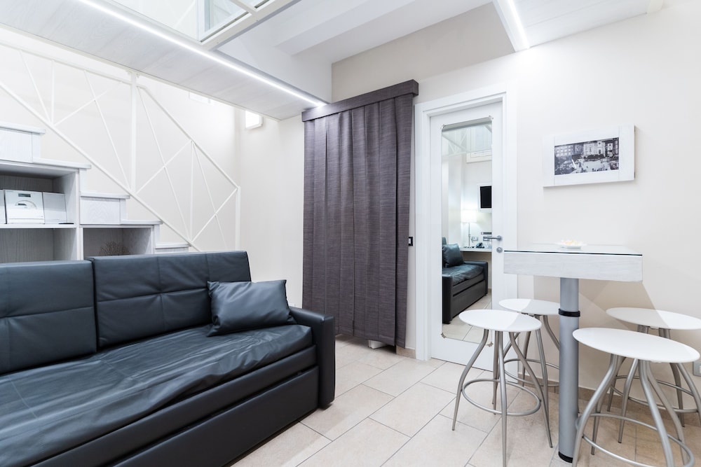 Magi House 25/50