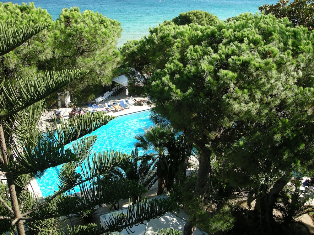 Abamar Hotel 4/39
