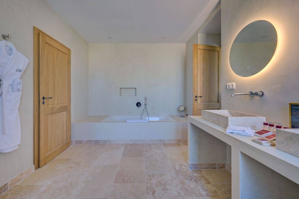 Domaine de Privadiere & Spa 53/58