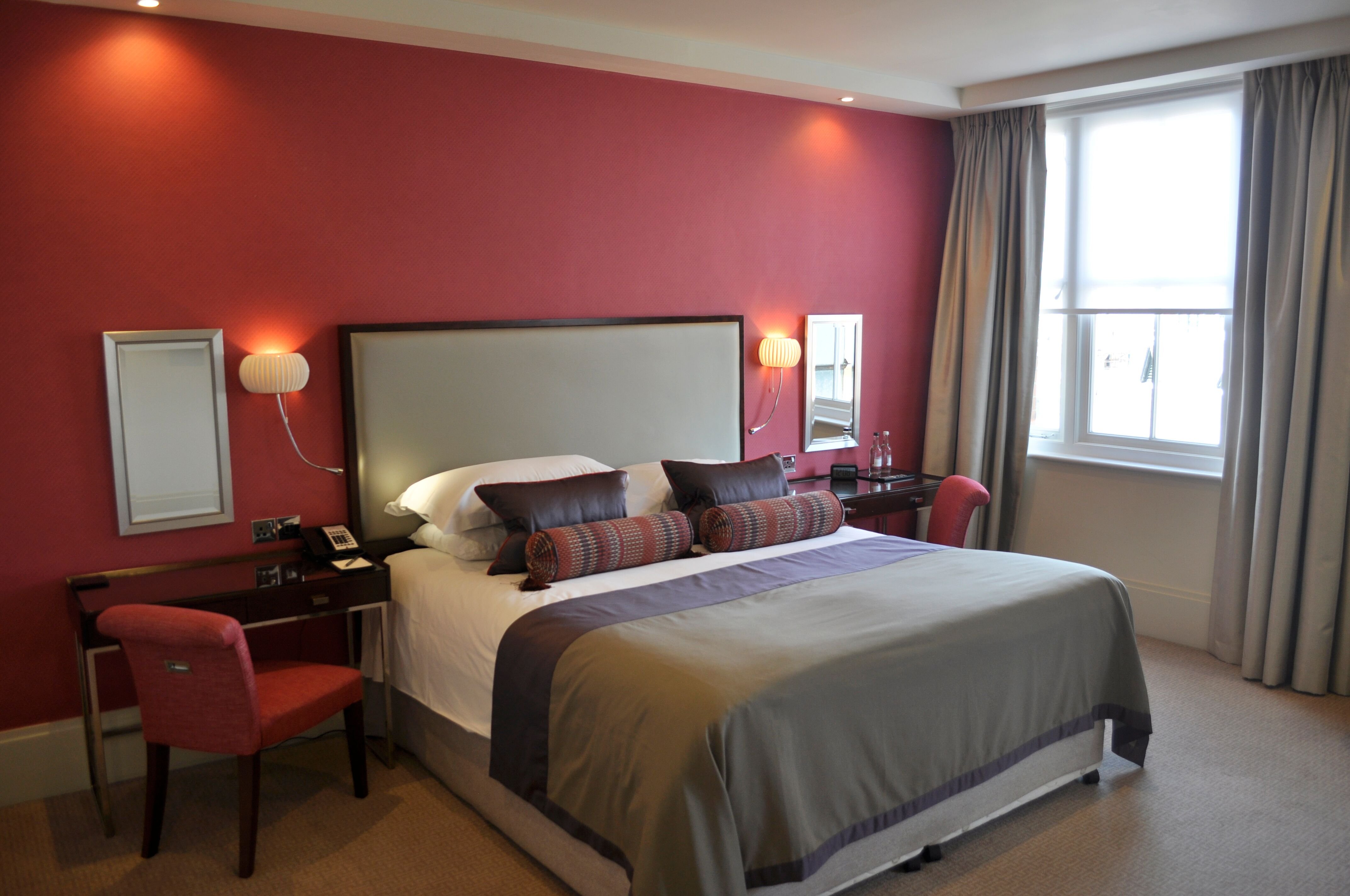 51 Buckingham Gatetaj Suites Residences 24/83