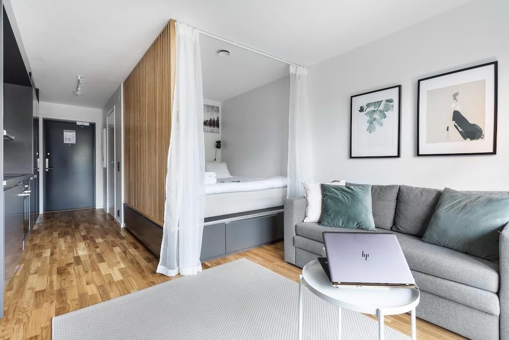 HOOM Home & Hotel Sollentuna 12/23