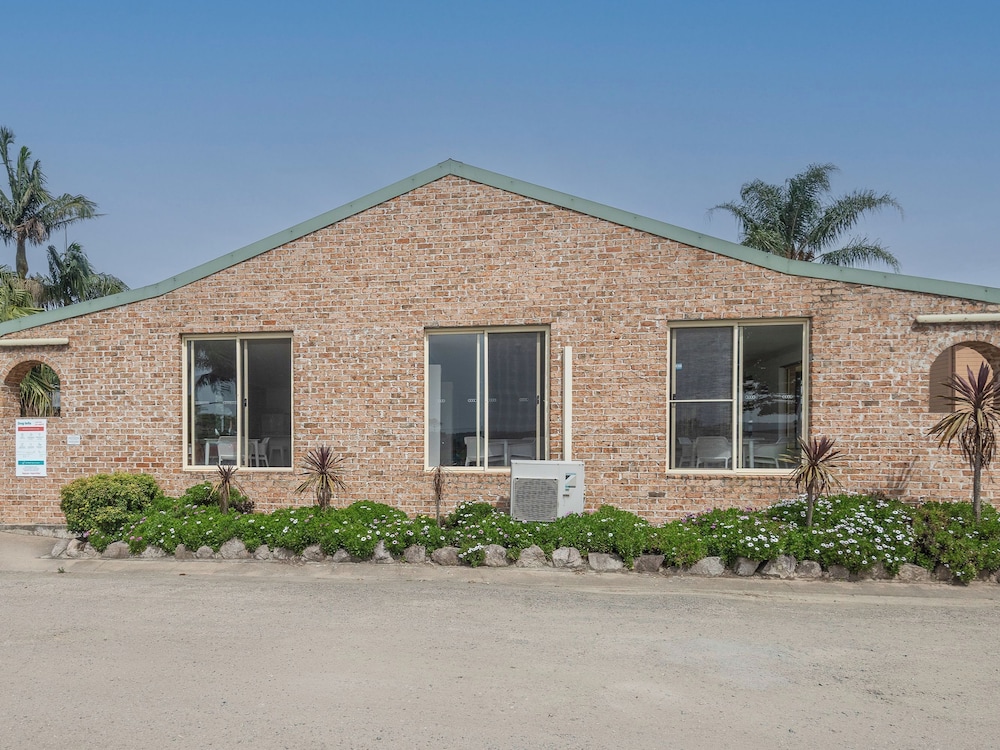 Ingenia Holidays Moruya 4/50