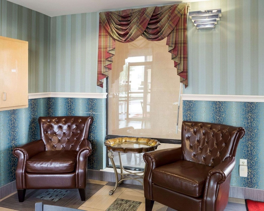 Rodeway Inn and Suites New Orleans, LA 24/33