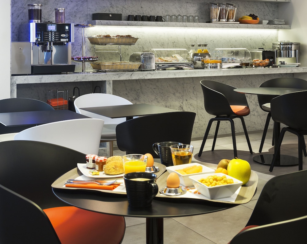 restaurant-cafeteria
