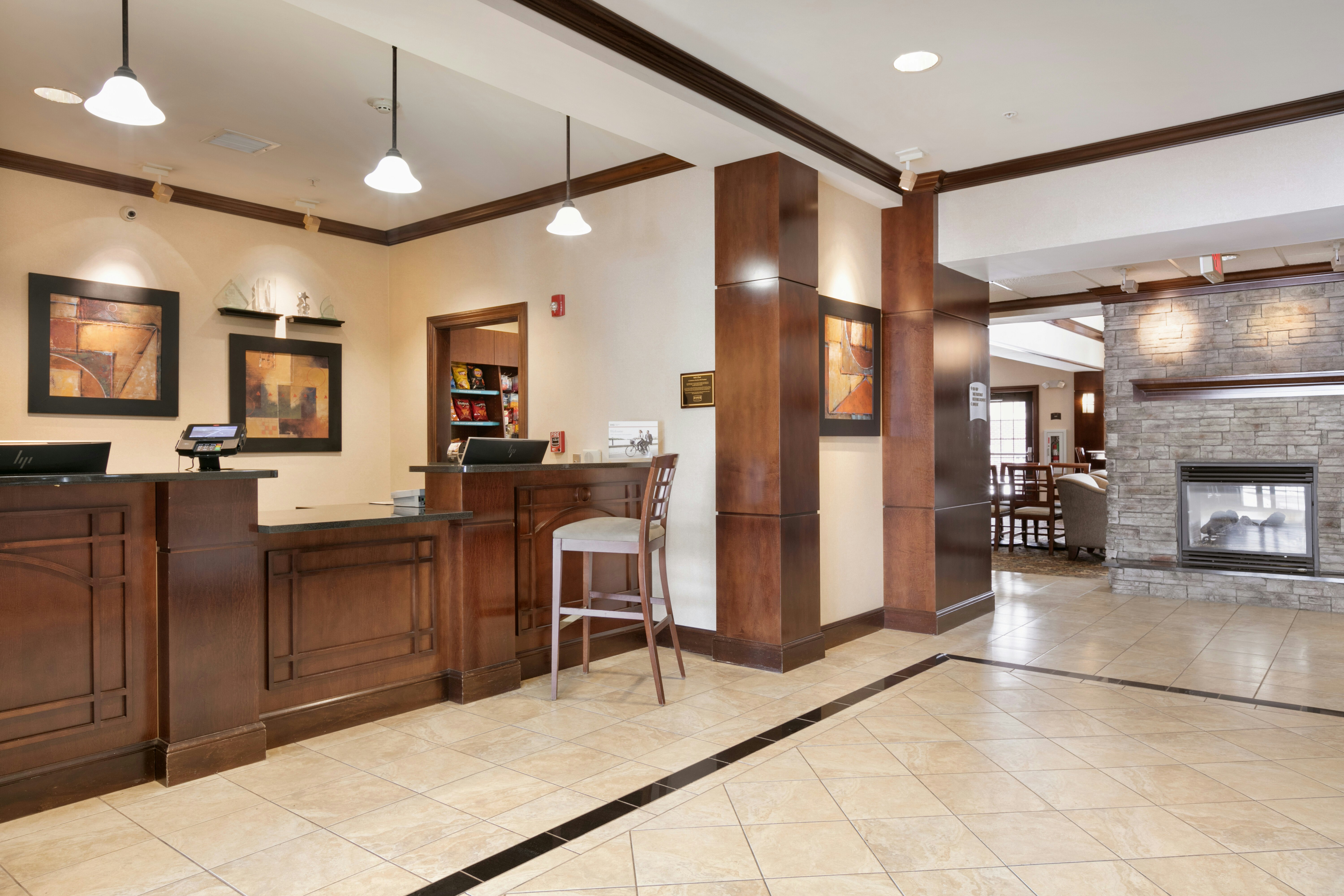 Staybridge Suites Akron-Stow-Cuyahoga Falls 15/65