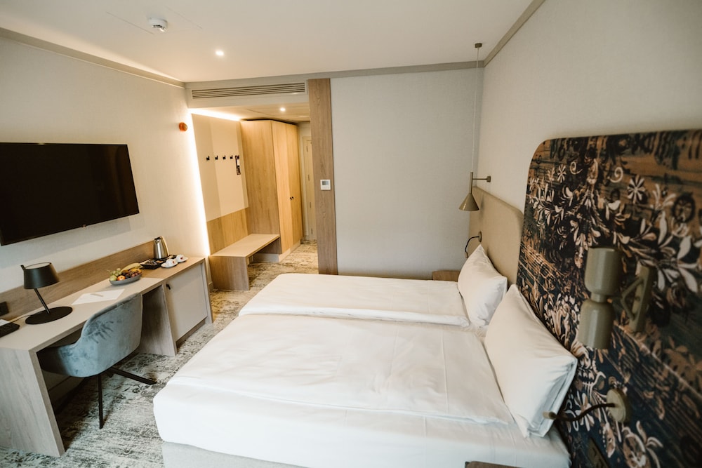 غرفة سوبيريور بسريرين منفصلين، Mercure Sibiu Arsenal 7/10