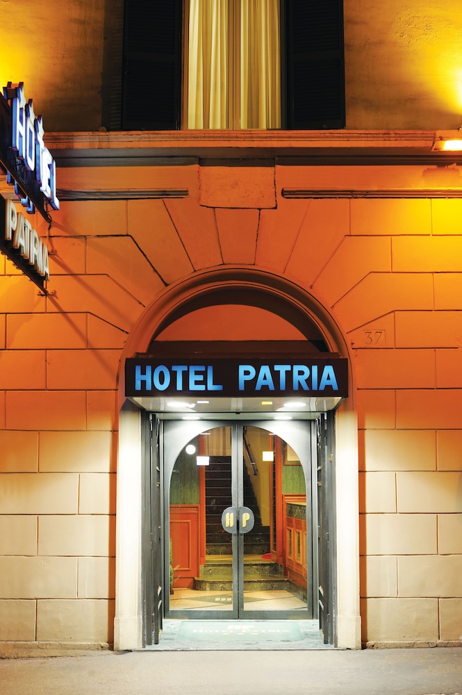 Patria 8/66