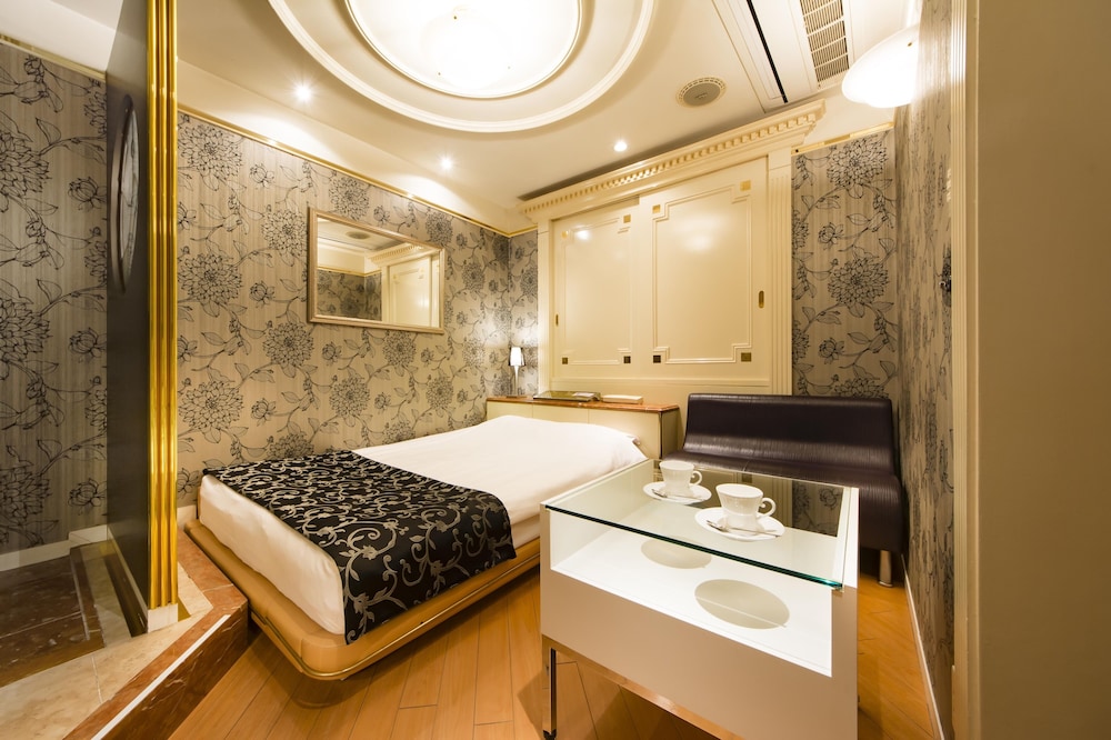 HOTEL APiO - Adults Only 48/49