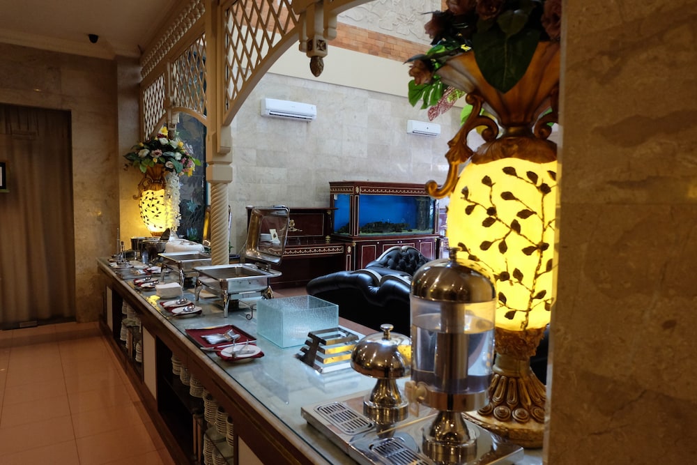 Hotel Indah Palace Solo 3/50