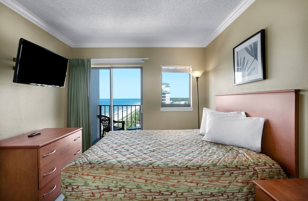 2 BEDROOMS, CONDO, OCEAN VIEW