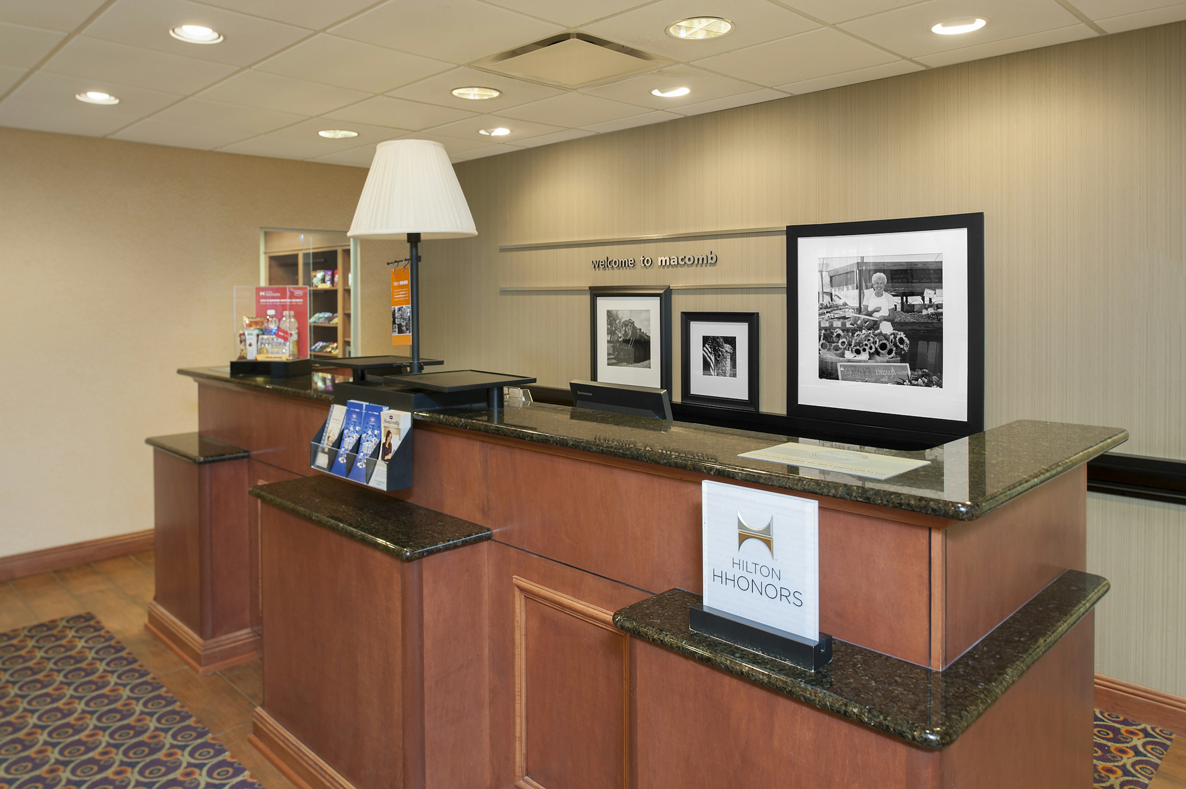 Hampton Inn Macomb 6/63