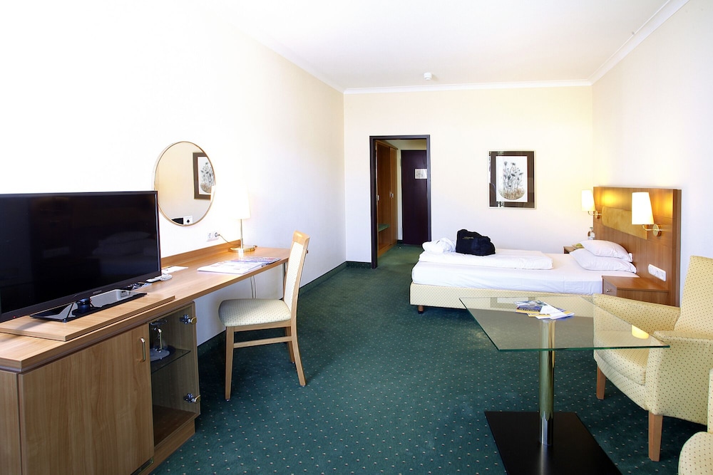 Hotel an der Therme Bad Orb 25/67