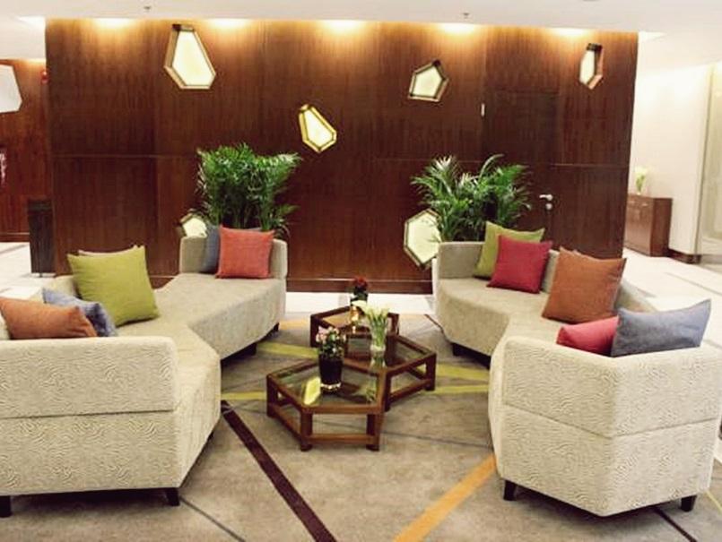 هوليداي إن بوابة جدة