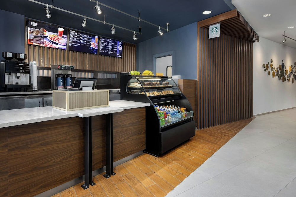 Courtyard By Marriott Chattanooga Downtown 5/50
