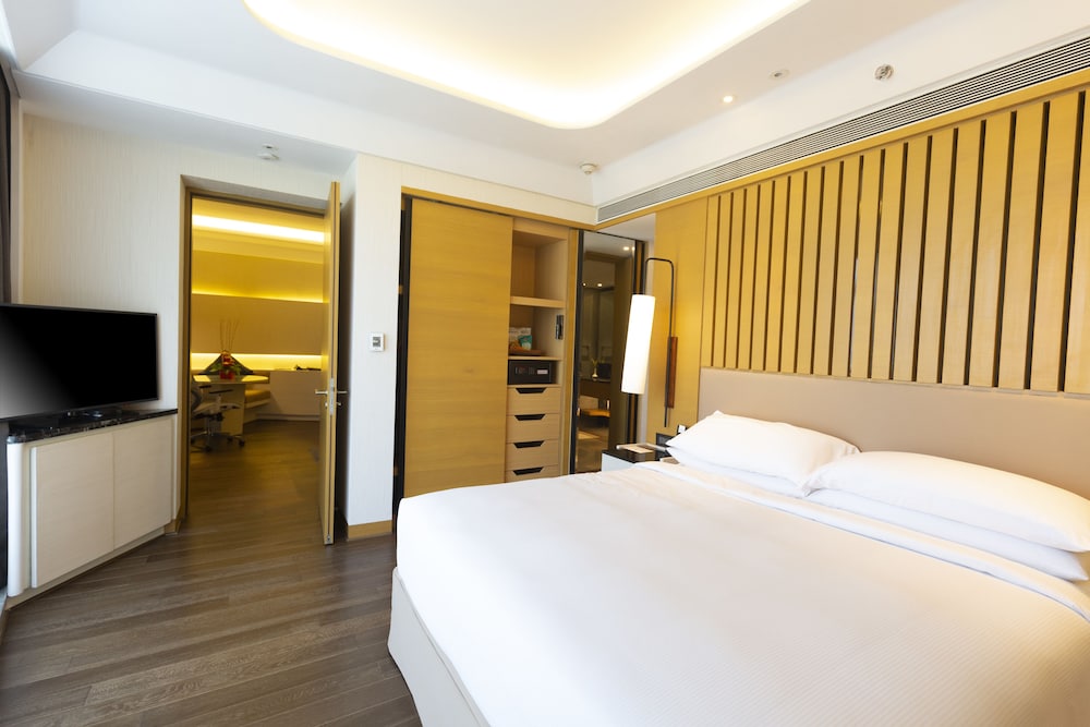 Doubletree By Hilton Ahmedabad India 11/48