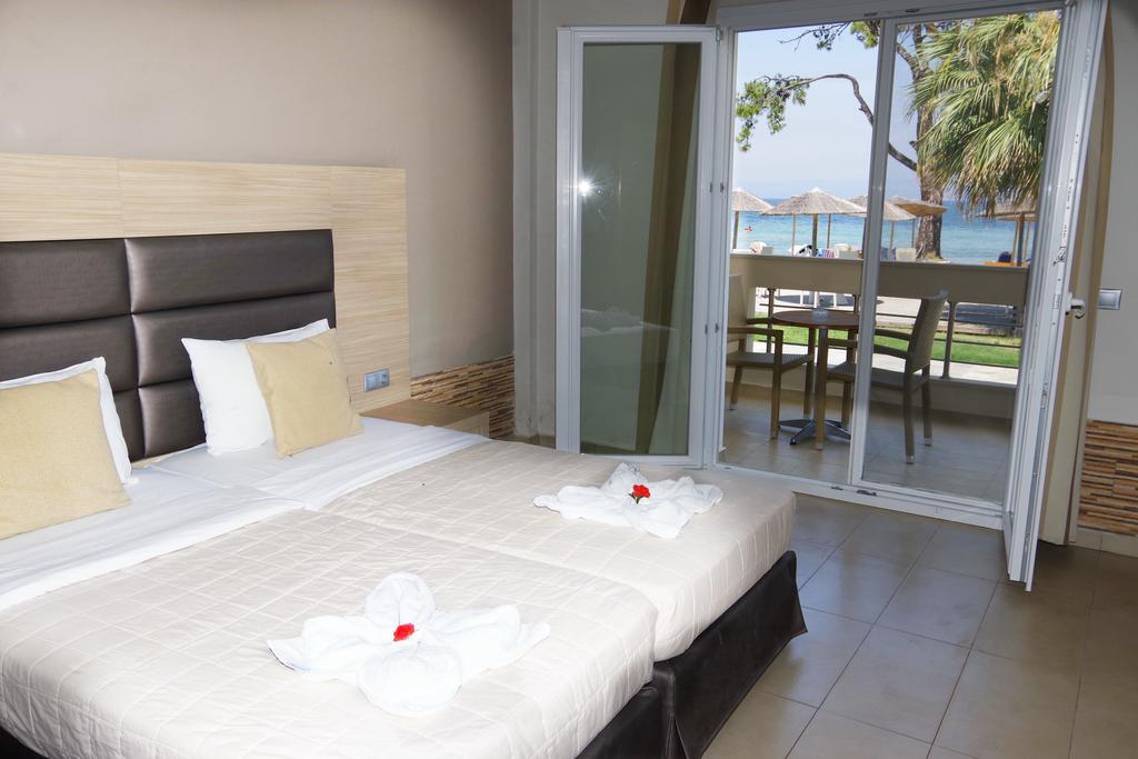 Rachoni Bay Resort 9/32