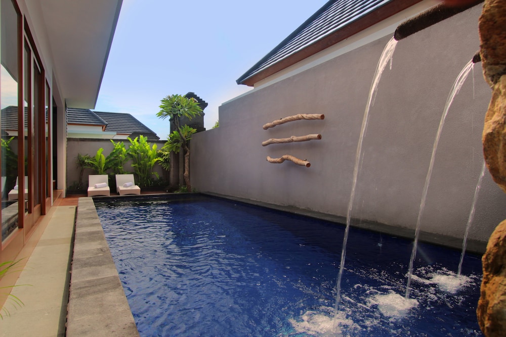 The Prime Seminyak 29/50