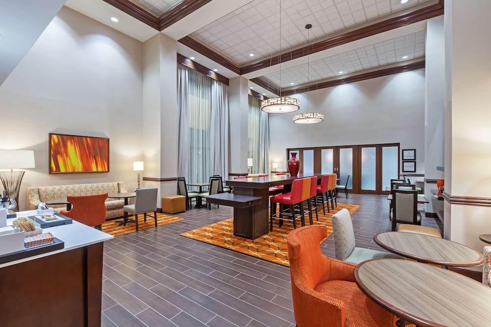Hampton Inn & Suites Houston I-10 West Park Row 28/42
