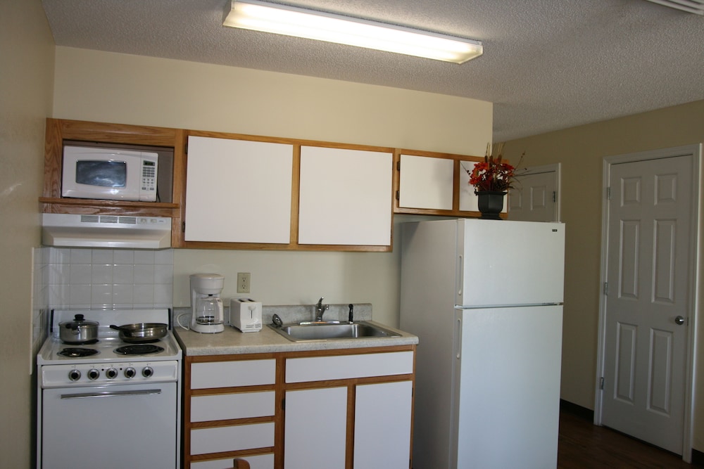 Affordable Suites Wilson 27/32