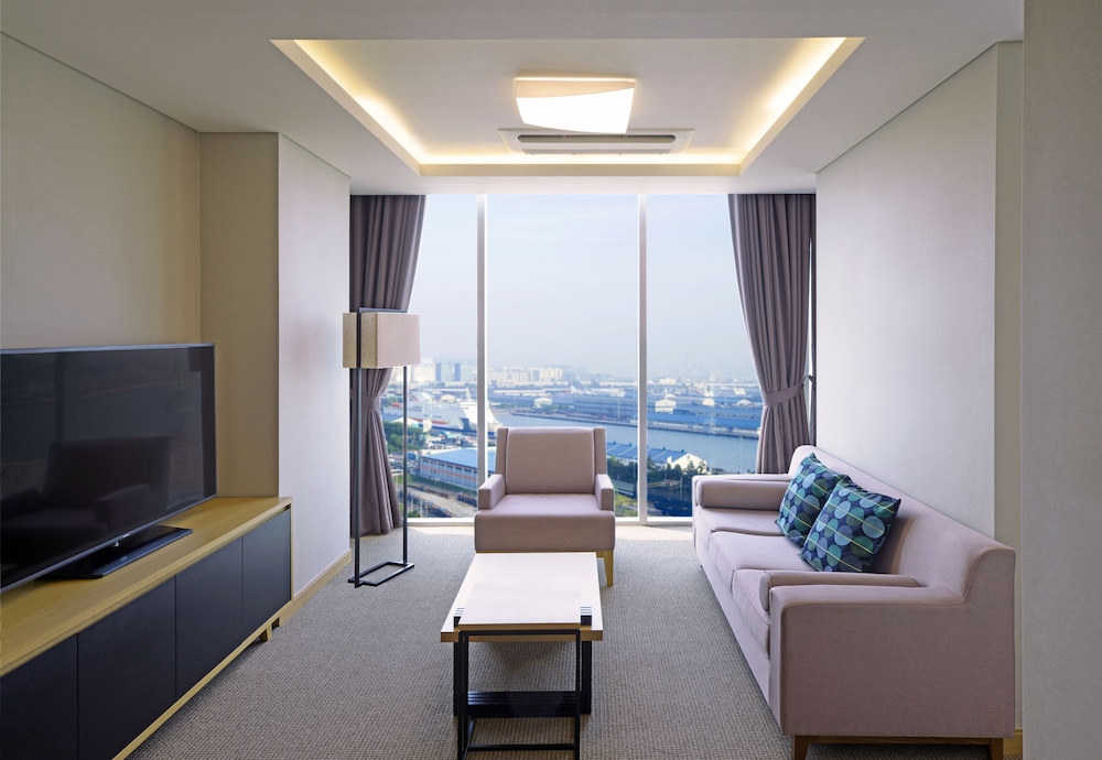 Harbor Park Hotel 37/51