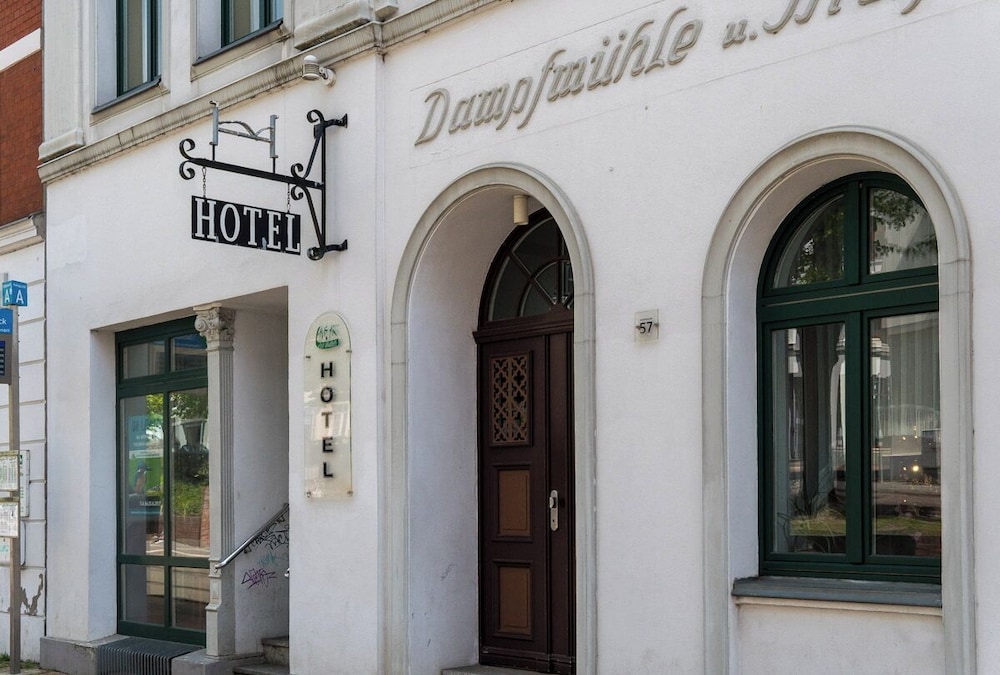 Hotel Am Schloss 1/50
