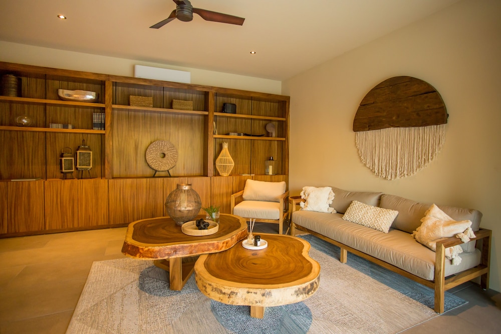 Hotel Casa Bocana 28/50