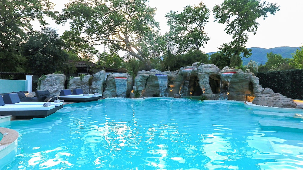 Avaton Luxury Resort and Spa 46/49