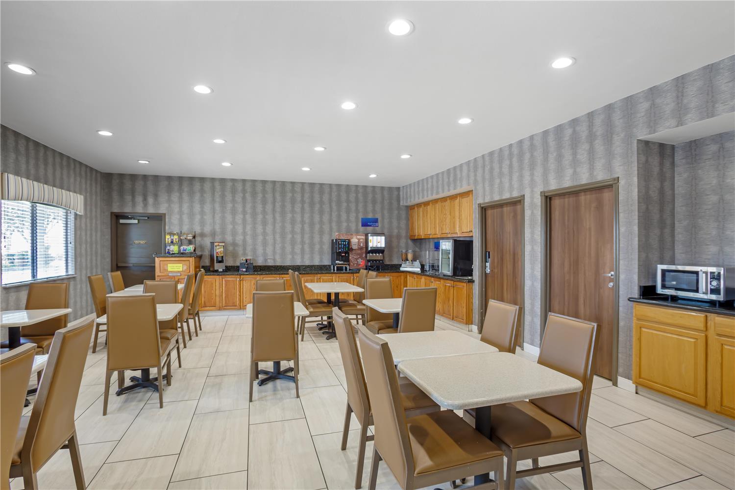 Best Western Porterville Inn 34/47
