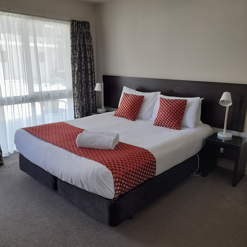 Dunedin Palms Motel 15/34