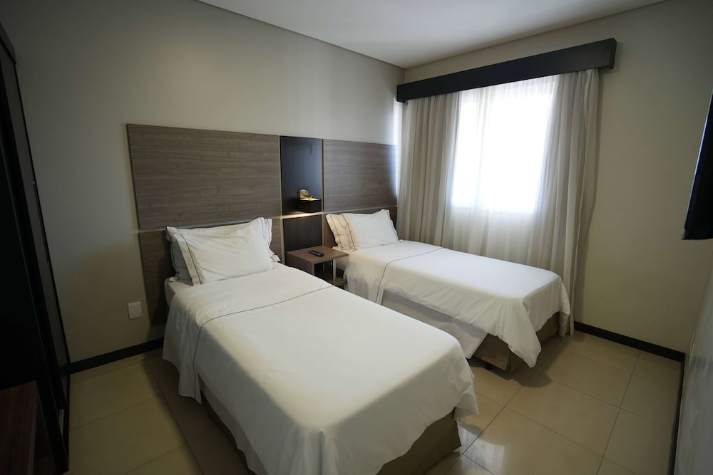 غرفة بسريرين منفصلين، Wyndham Golden Foz 2/8