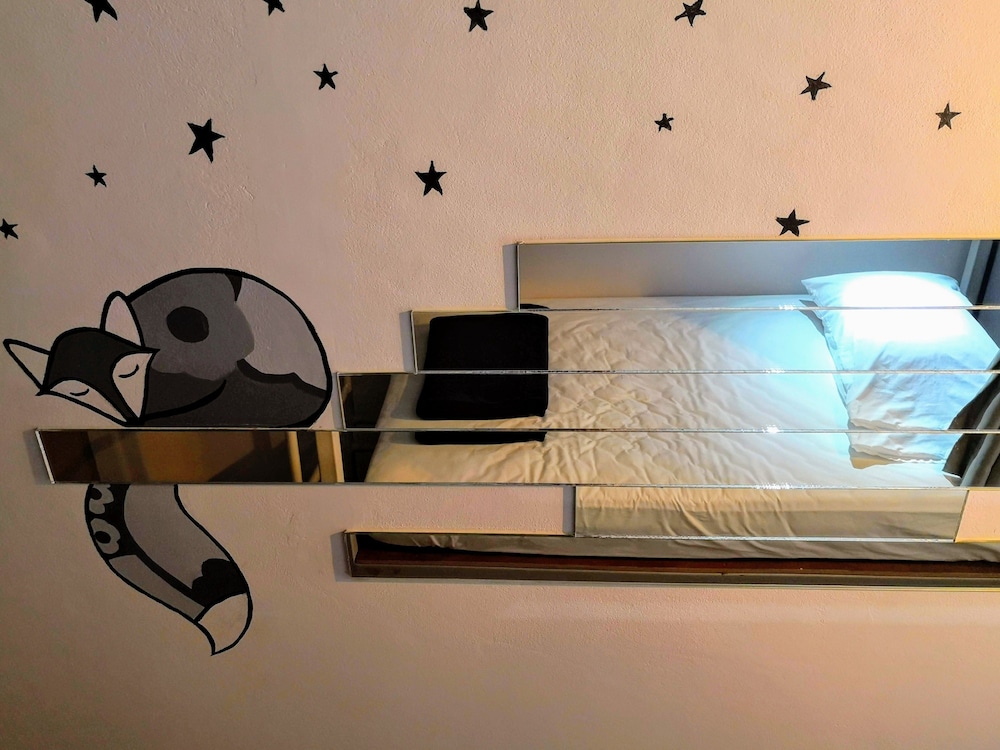 Asleep By Lantana Hostel 37/50