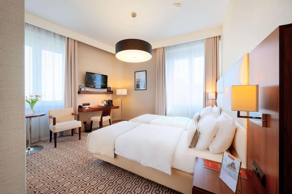 Platinum, Standard, Twin Beds