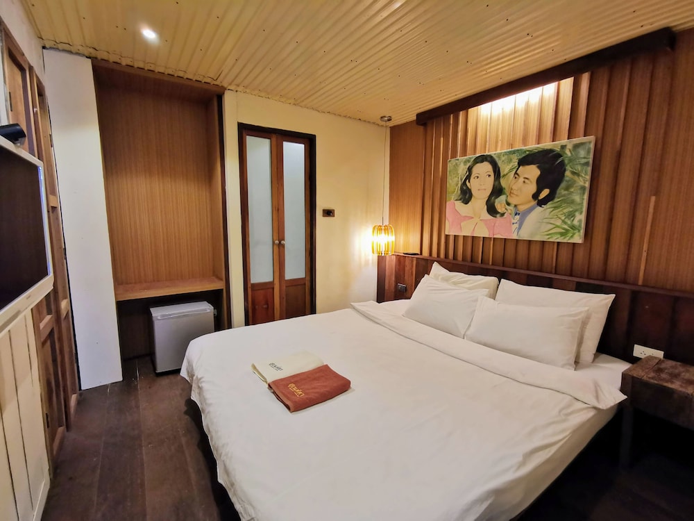 Suneta Hostel Chiangkhan 7/18