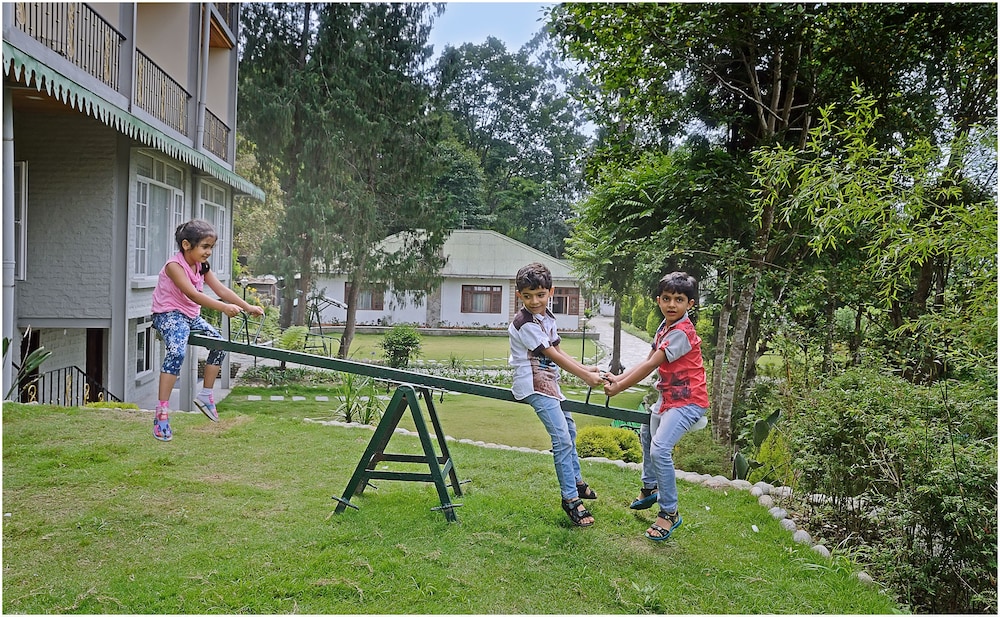 Summit Barsana Resort and Spa 19/34